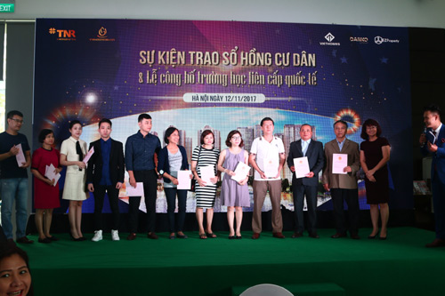 Cư dân TNR Goldmark City nhận sổ hồng sau vài tháng kể từ ngày chủ đầu tư bắt đầu bàn giao căn hộ